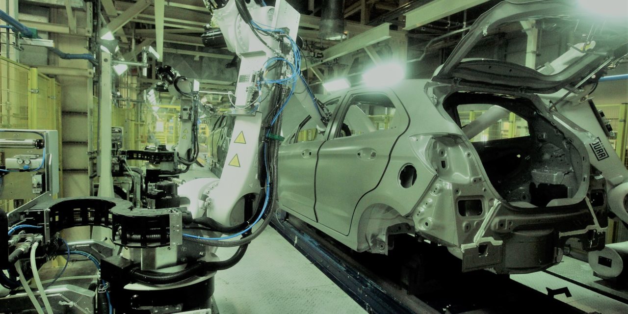 Ford suspende contrato de trabalho de 1.000 metalúrgicos