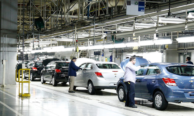 GM fecha acordo de lay-off com redução de salário
