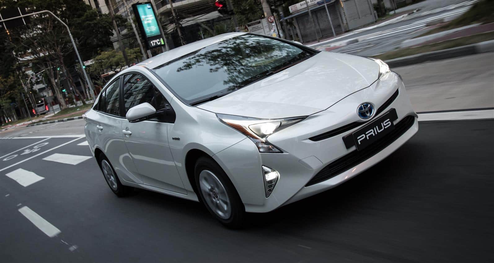 Toyota Prius acelera vendas dos híbridos no Brasil