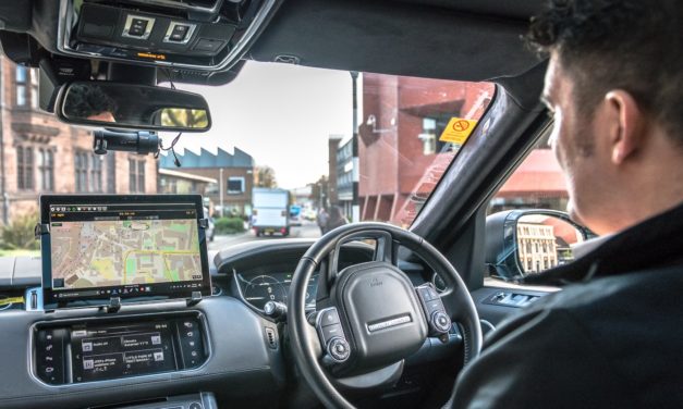 Jaguar realiza testes com veículos autônomos no Reino Unido