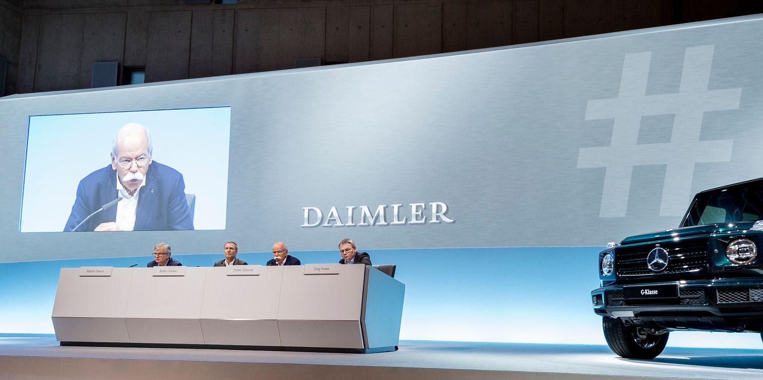 Conferência de imprensa para o balanço financeiro da Daimler em 2017 com a presença de Dieter Zetsch, presidente do conselho de administração da empresa