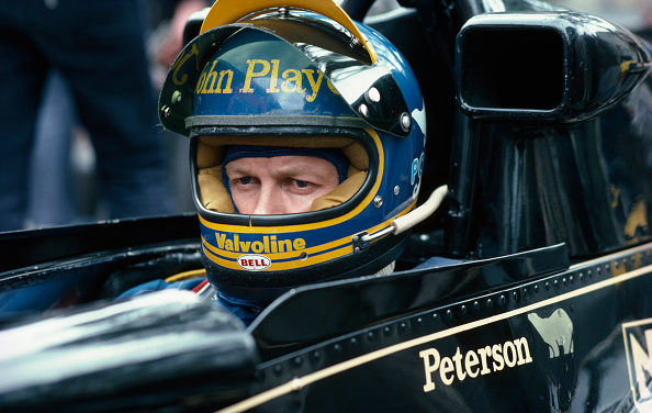 O dia que piloto da F1 comeu poeira da Kombi