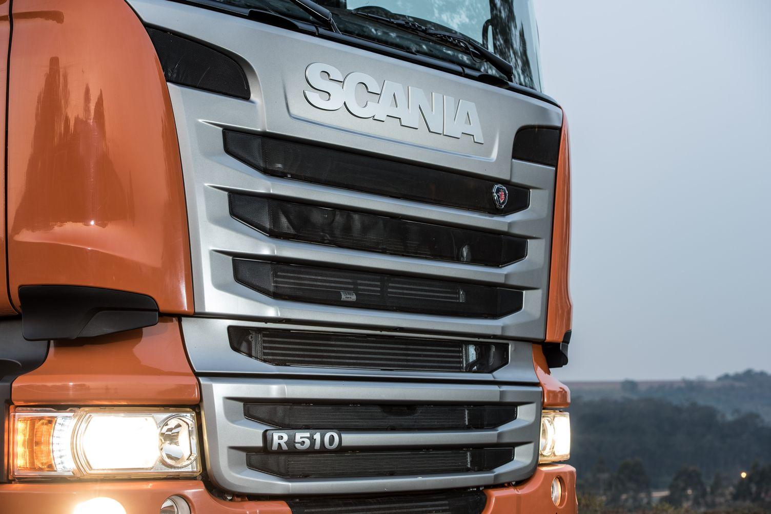 Scania começa o ano fazendo grandes negócios dentre os quais incluem os novos motores de 450 e 510 cv lançados na Fenatran