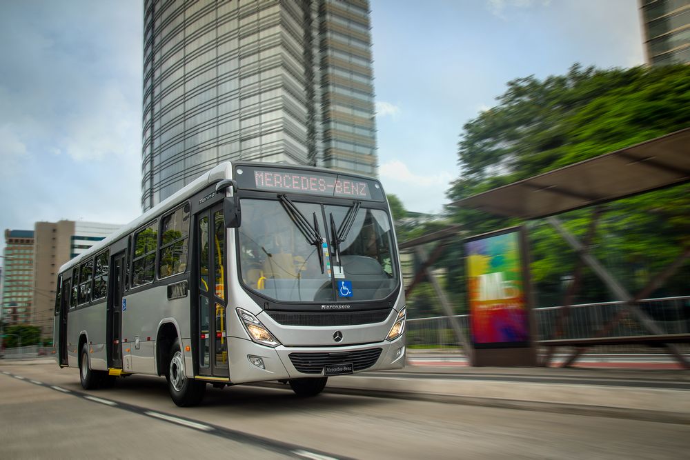 Mercedes-Benz comemora 500 ônibus vendidos em janeiro