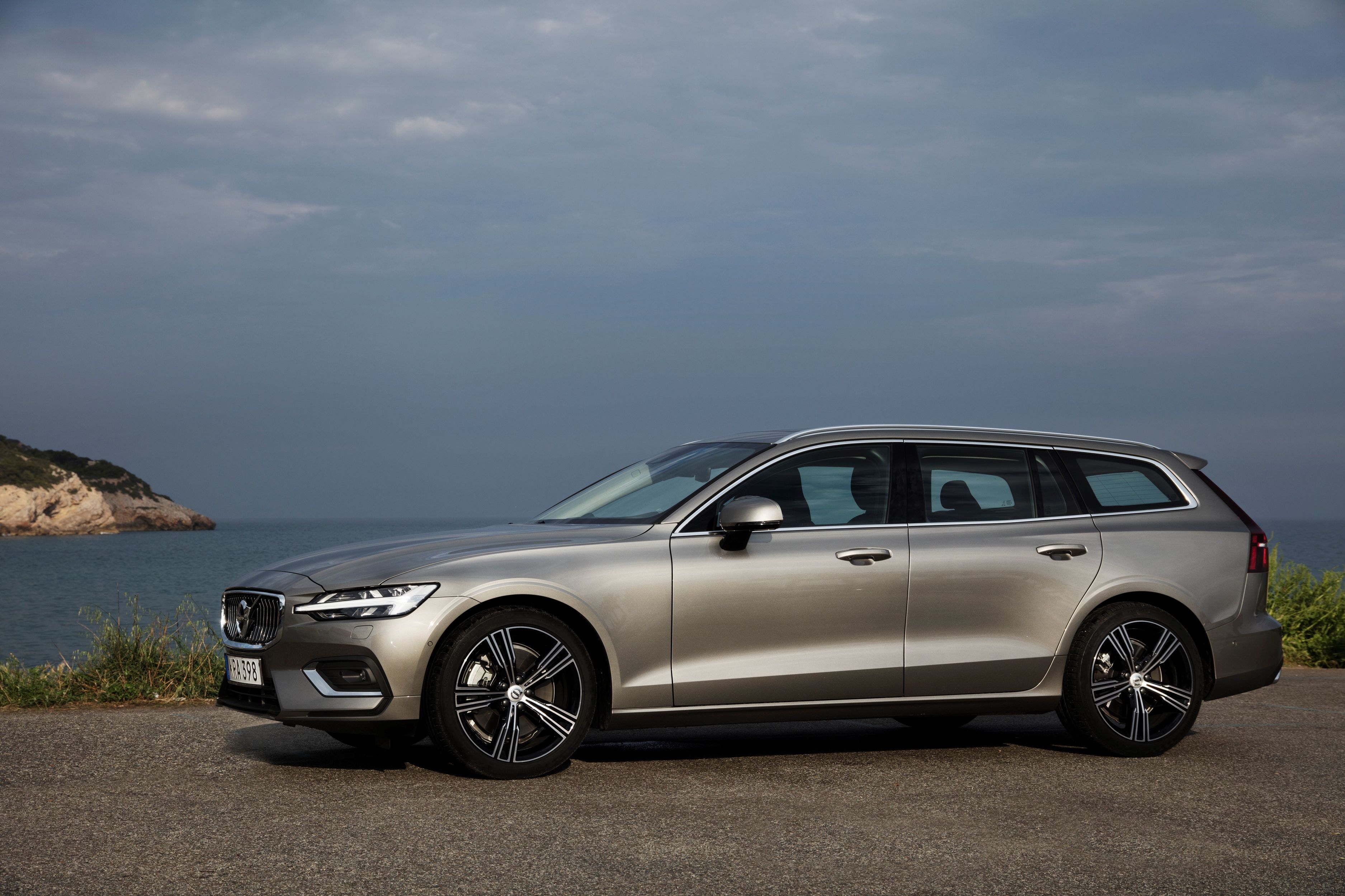 Volvo inicia pré-venda do V60 em junho