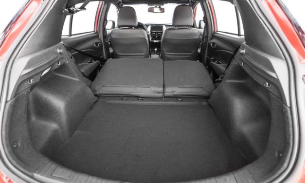 Com Yaris, Toyota quer bater recorde de vendas