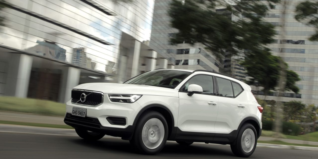 Volvo Cars lança a versão T4 do XC40
