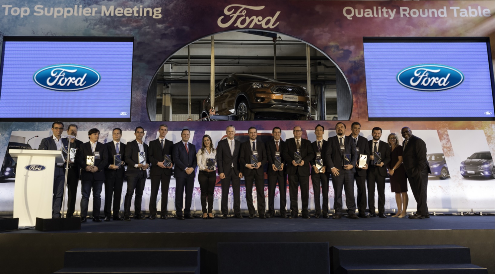 Ford premia seus melhores fornecedores