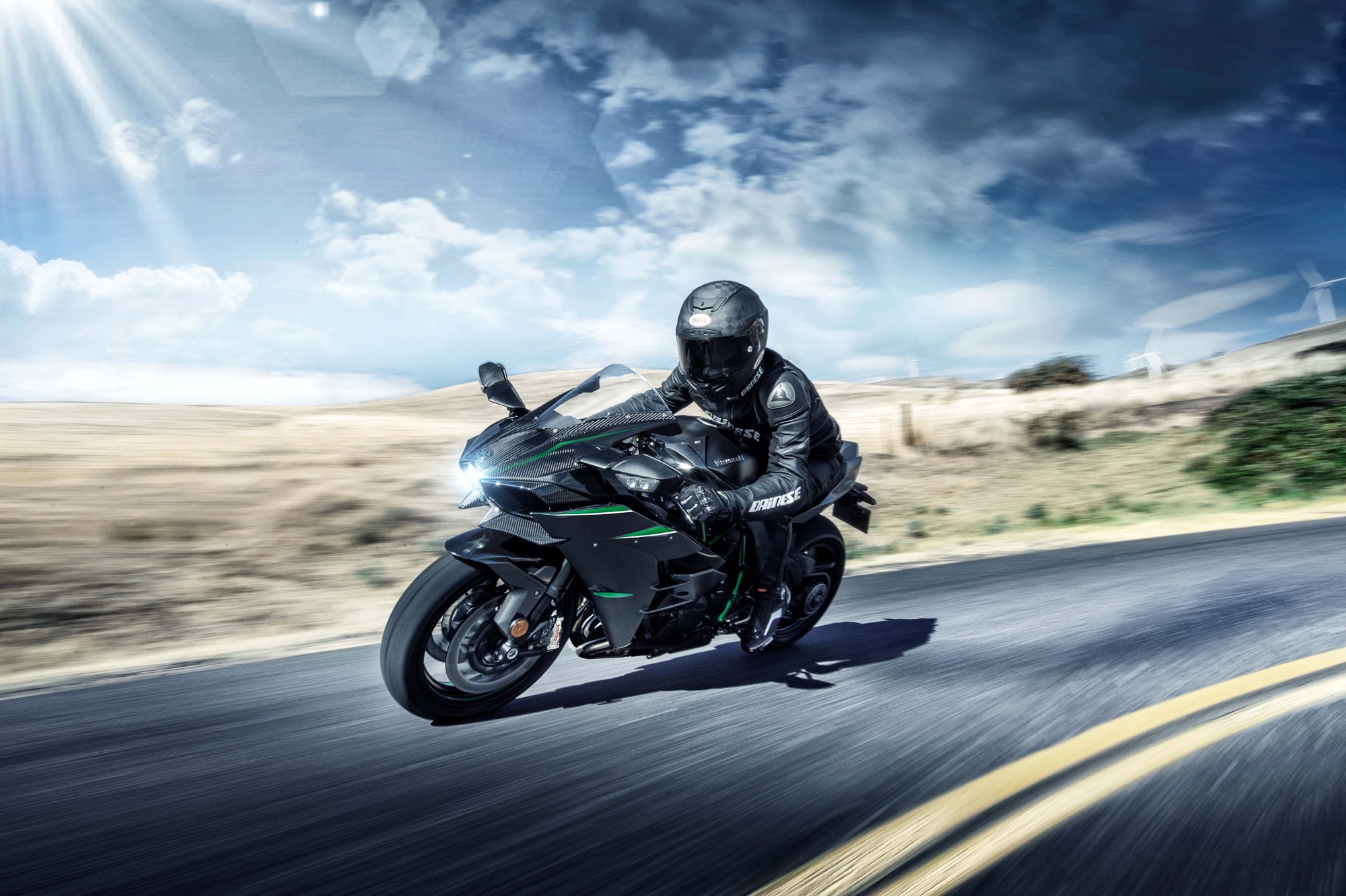 Kawasaki inicia a pré-venda da linha 2019 da Ninja H2