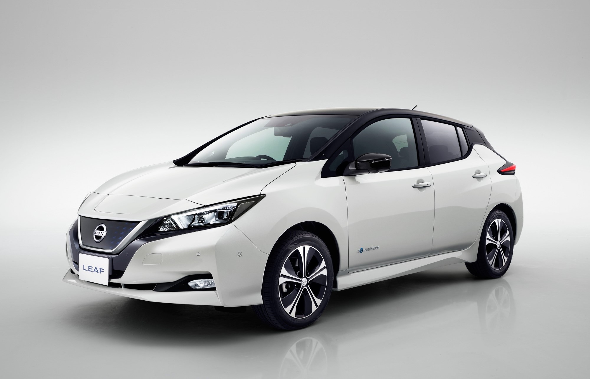 Novo Leaf será destaque da Nissan no Salão do Automóvel