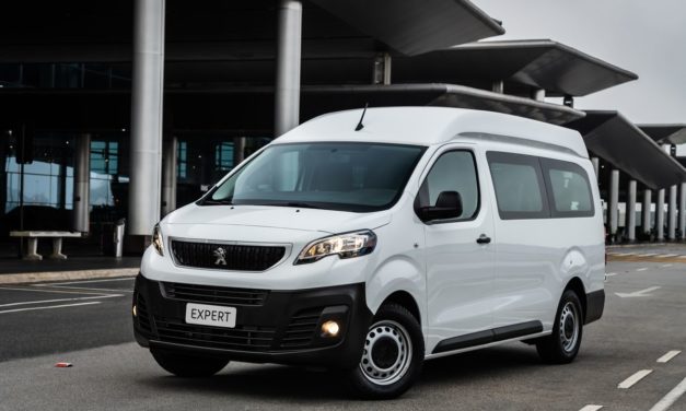 Peugeot inicia as vendas do Expert Minibus