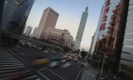 Venda de automóveis na China sofre a maior queda em sete anos