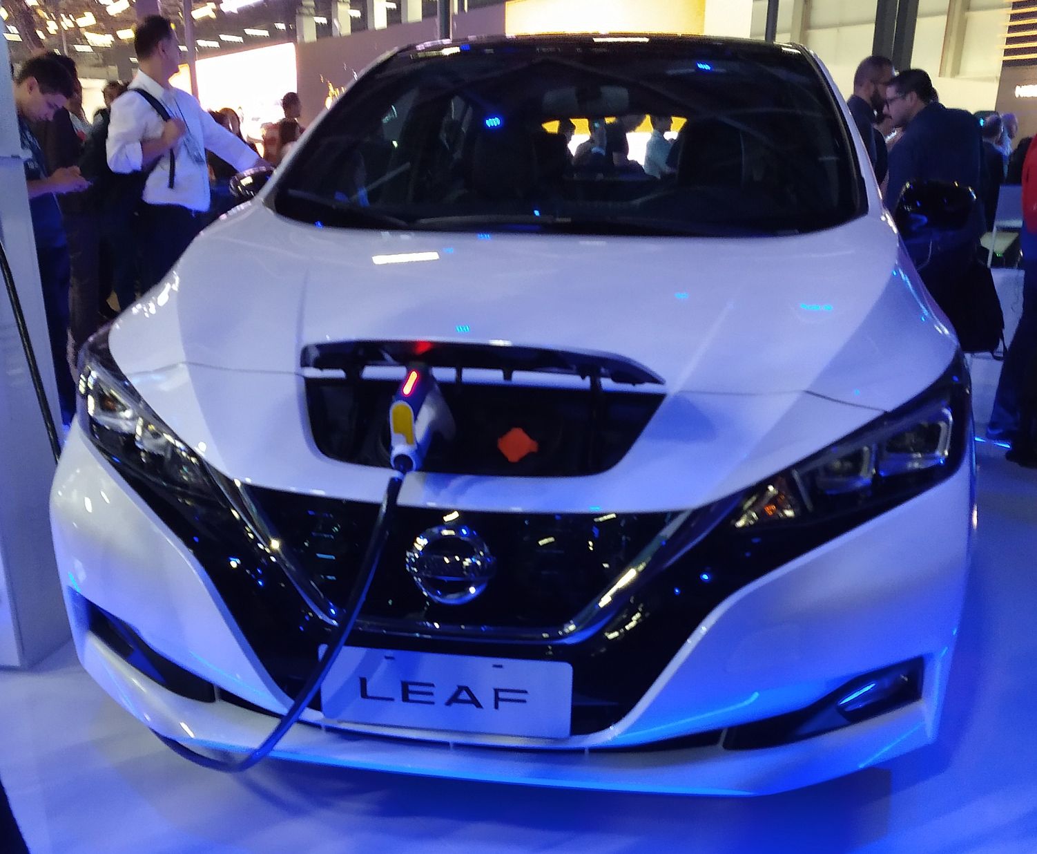 Nissan inicia pré-venda do novo Leaf