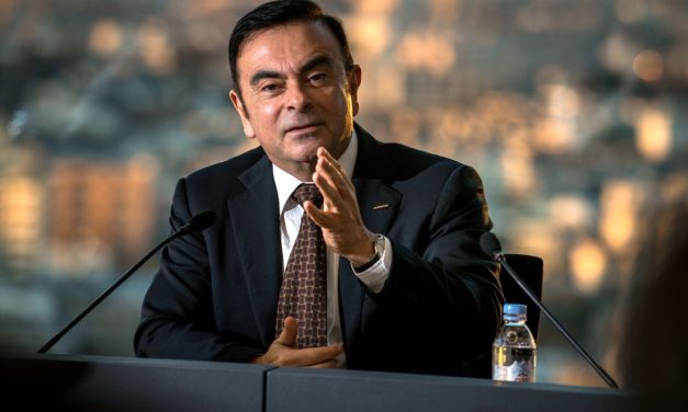 Ghosn renunciou ao comando da Renault, afirmam agências