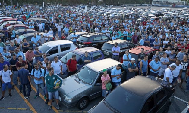 No ABC, metalúrgicos aguardam reunião com o presidente da Ford