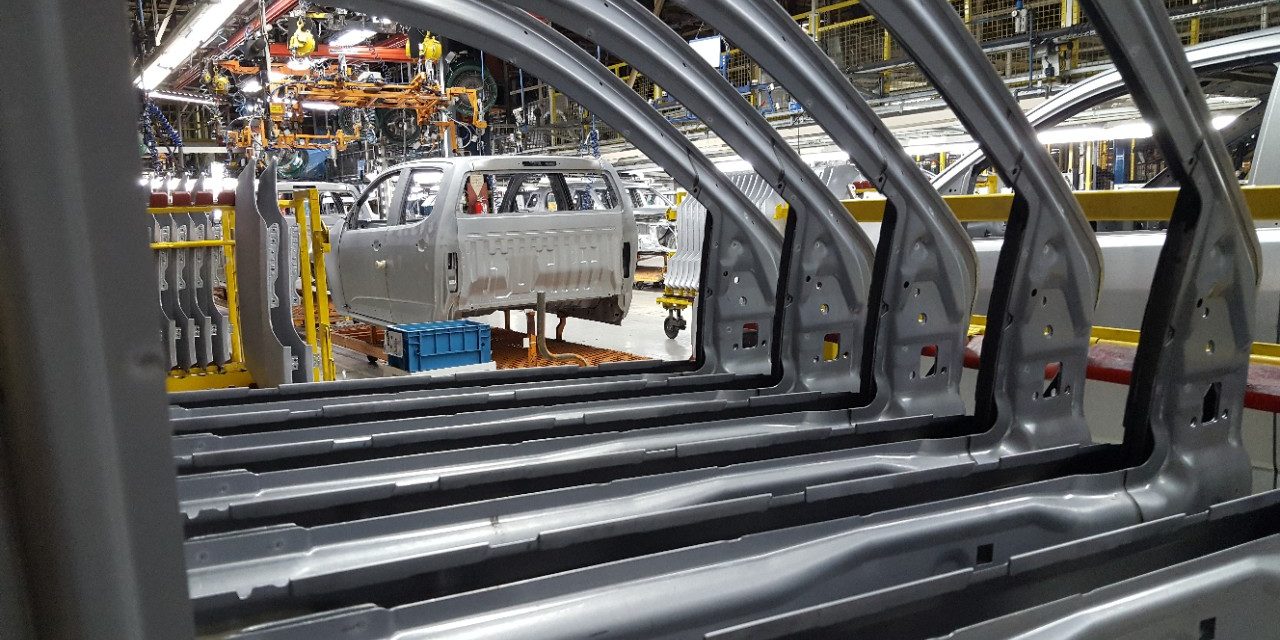 GM propõe lay-off com redução de salário e adia investimentos