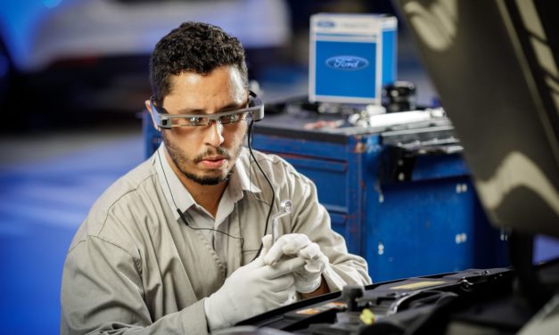 Ford inicia uso de realidade aumentada no pós-venda
