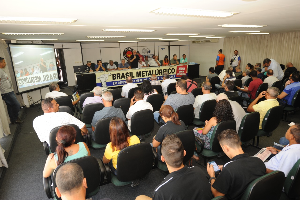 Reunião em São Paulo discute a crise na General Motors