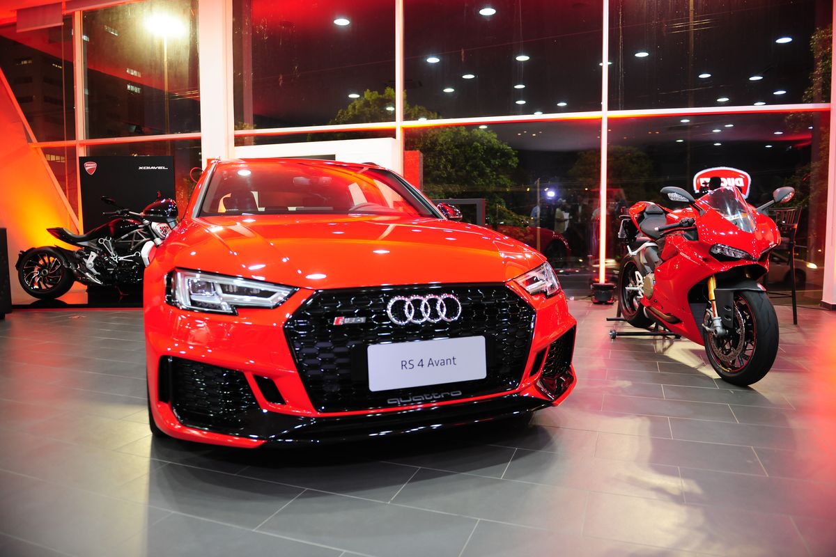 Audi e Ducati - concessionária - Campo Grande MS