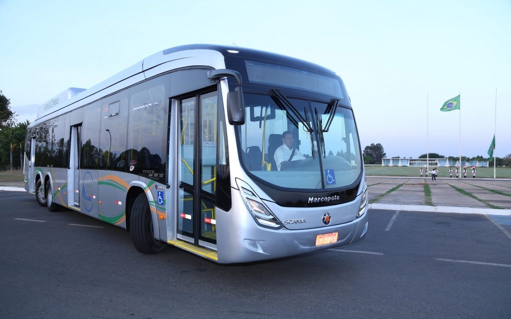 Scania faz parceria para testes com ônibus a gás em Curitiba