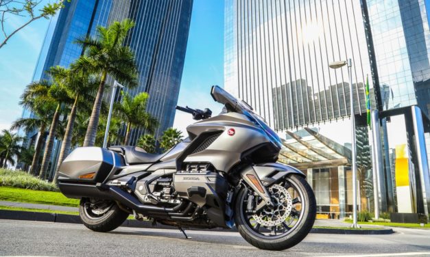 Honda GL 1800 Gold Wing chega à rede de concessionárias