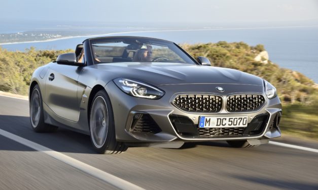 Conversível Z4 chega à rede BMW por R$ 310 mil