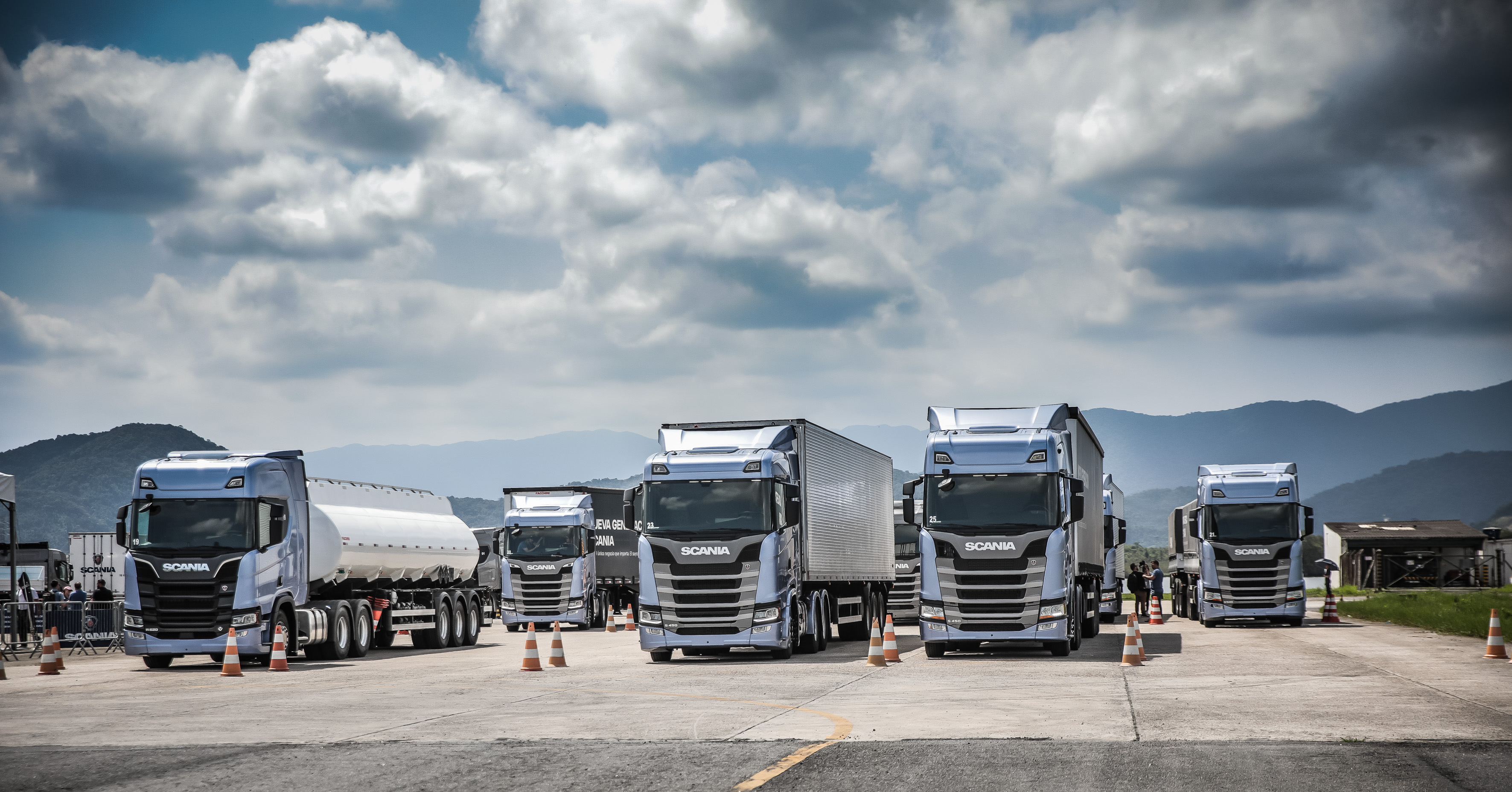 Scania - caminhões da nova geração