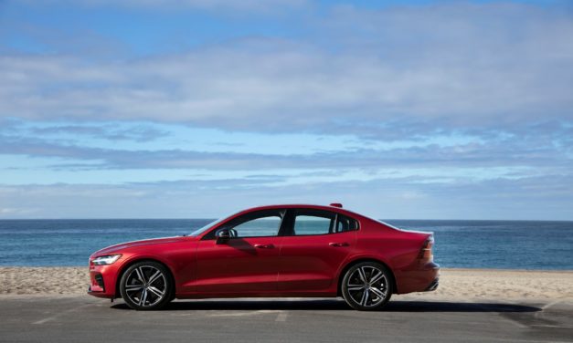 Volvo inicia pré-venda do novo S60