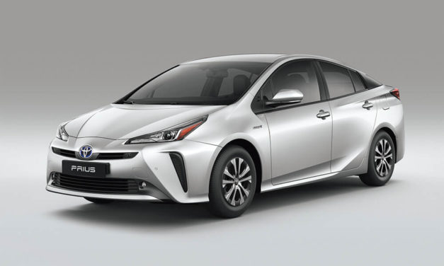 Toyota inicia pré-venda do Prius 2019