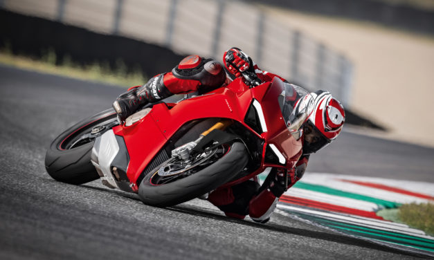 Ducati lança superesportiva produzida no Brasil