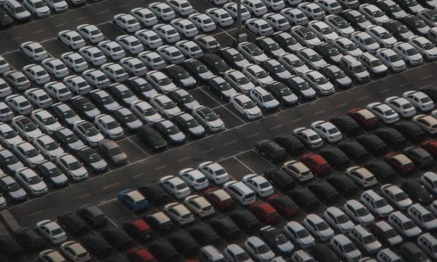 Mercado de seminovos segue em queda