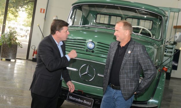 Mercedes-Benz pode priorizar funcionários da Ford nas contratações