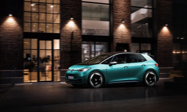 Alemanha aumentará incentivos para carros elétricos