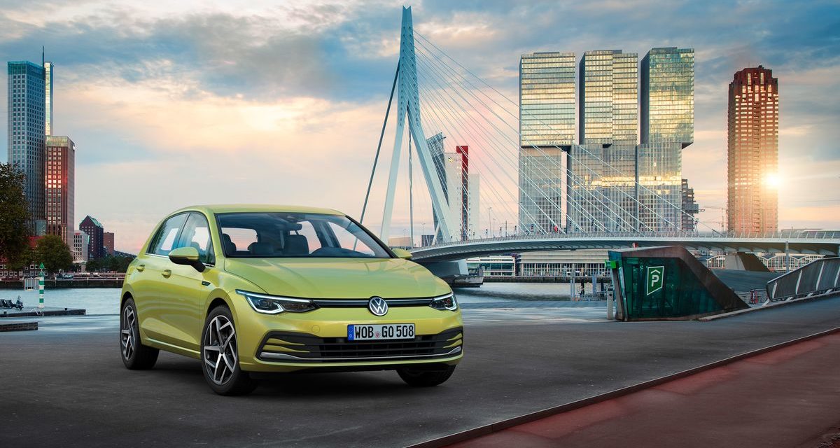 VW lança nova geração do Golf