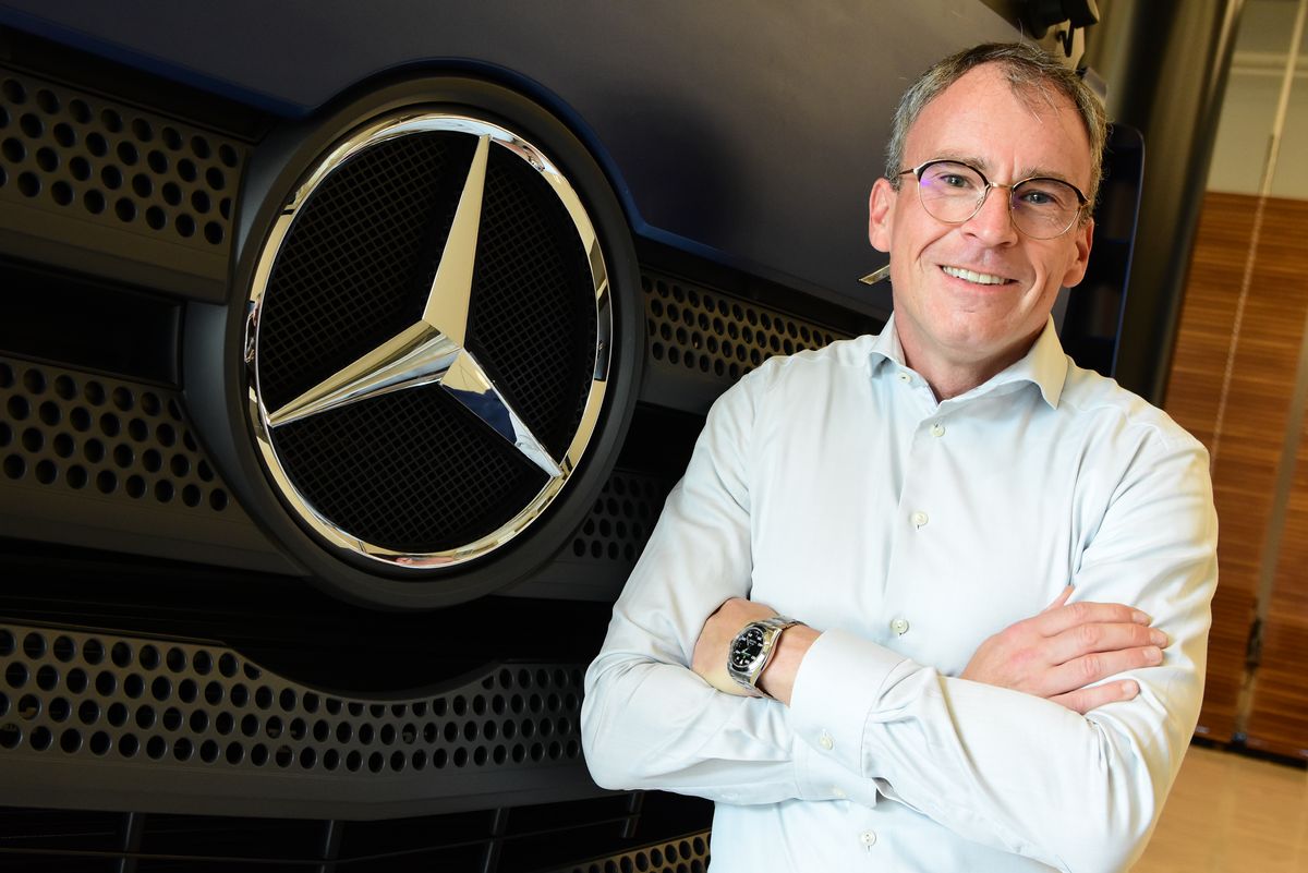 Matthias Kaeding - compras Mercedes-Benz