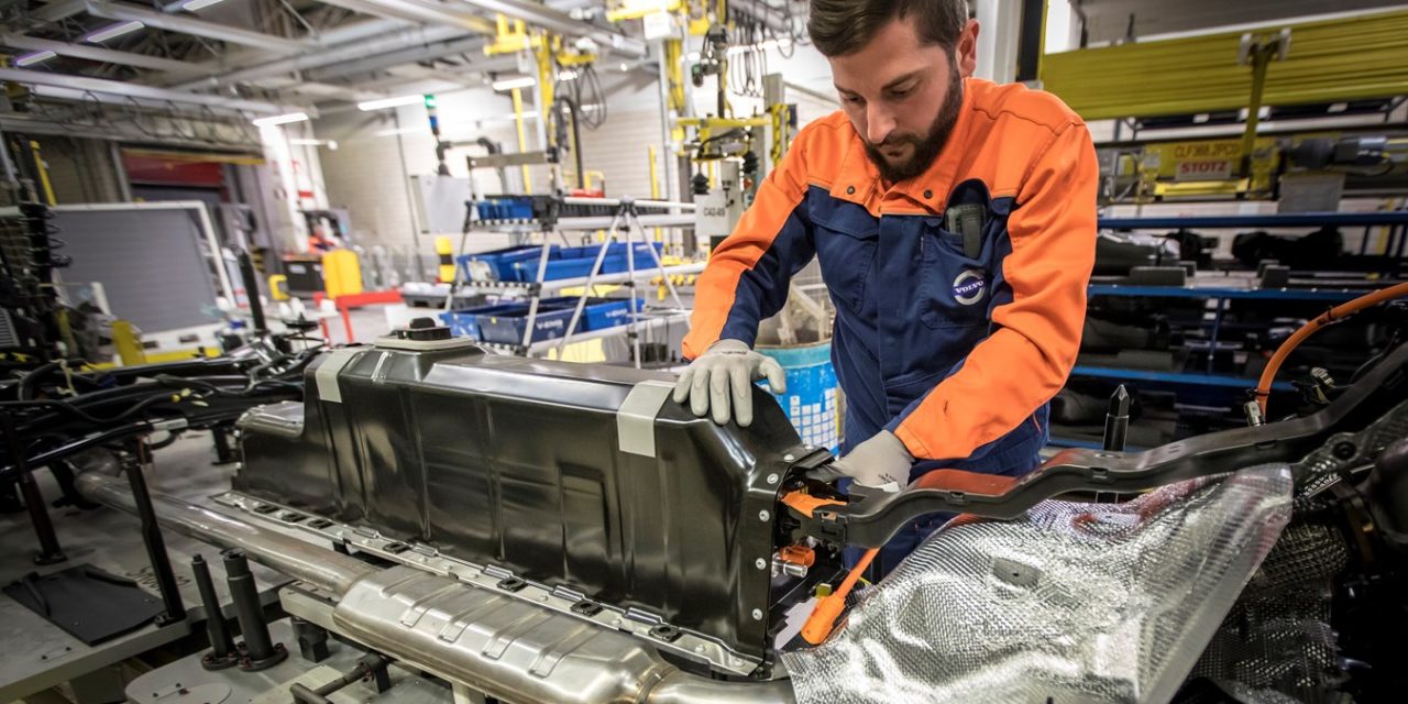 Volvo e Geely unificarão produção de motores em nova empresa global