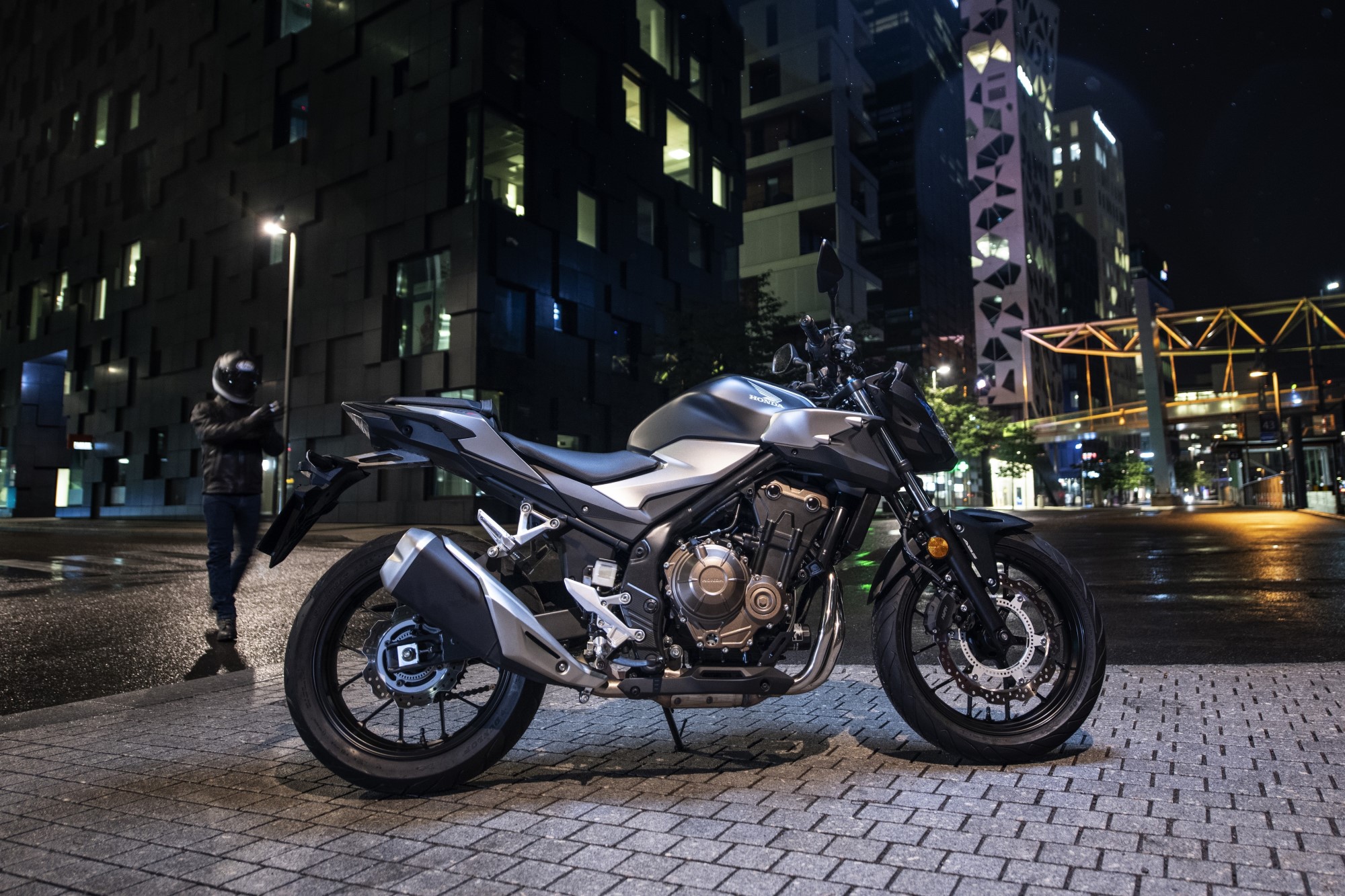 Honda lança linha CB500 2018 com novos grafismos e mais barata!