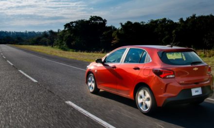 Rede Chevrolet inicia a venda do novo Onix hatch