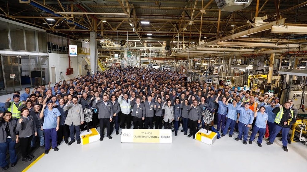 Renault comemora 20 anos da fábrica de motores brasileira