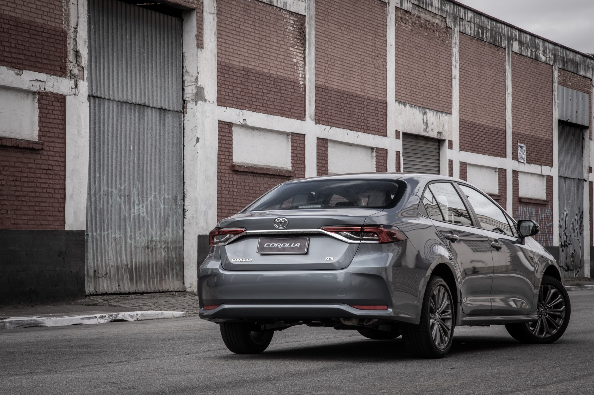 Versão híbrida responde por 22% das vendas do Corolla