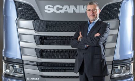 Scania acelera projetos com caminhão a gás