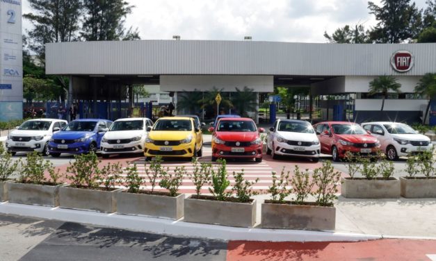 Fiat lidera no atacado e no varejo