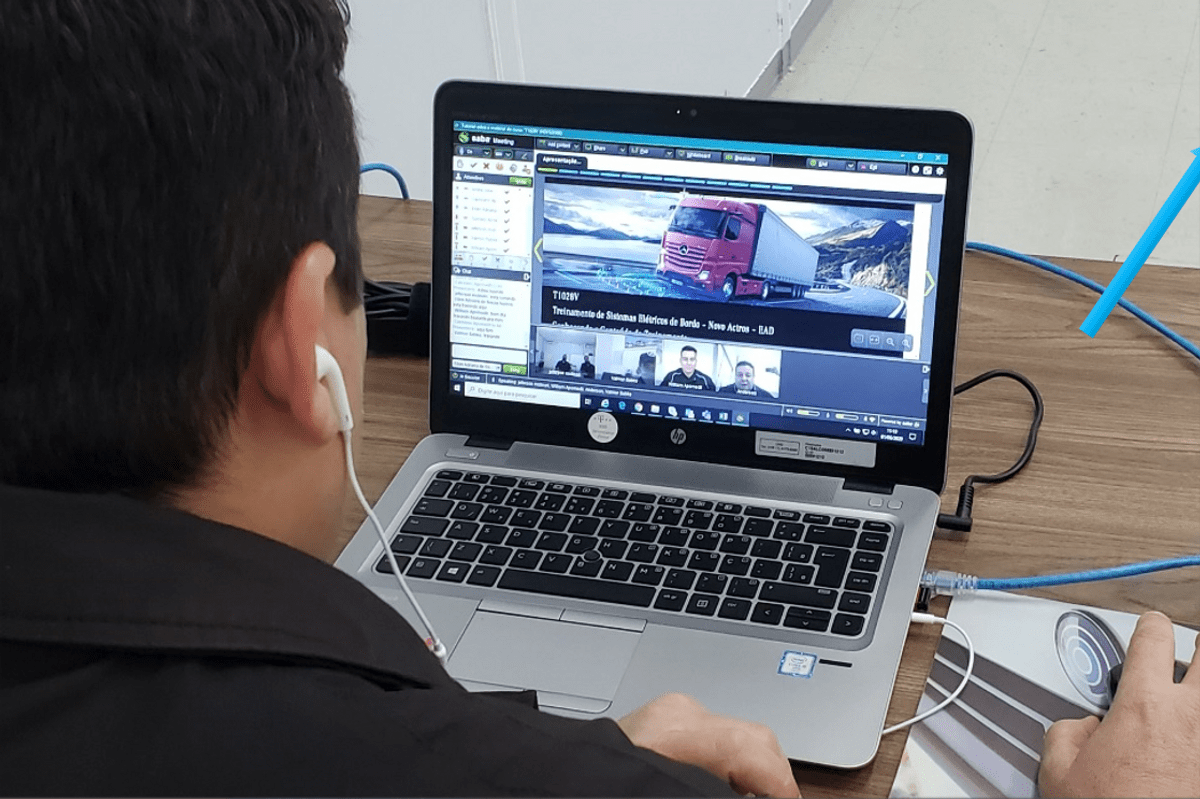 Mercedes-Benz - treinamento online - Autoindustria