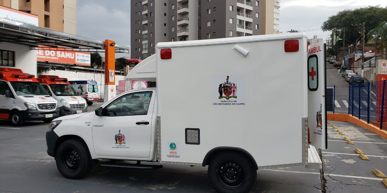 Fundação Toyota doa ambulância para cidades paulistas