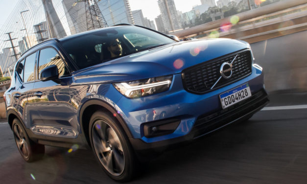 Versão topo do Volvo XC40 agora é híbrida