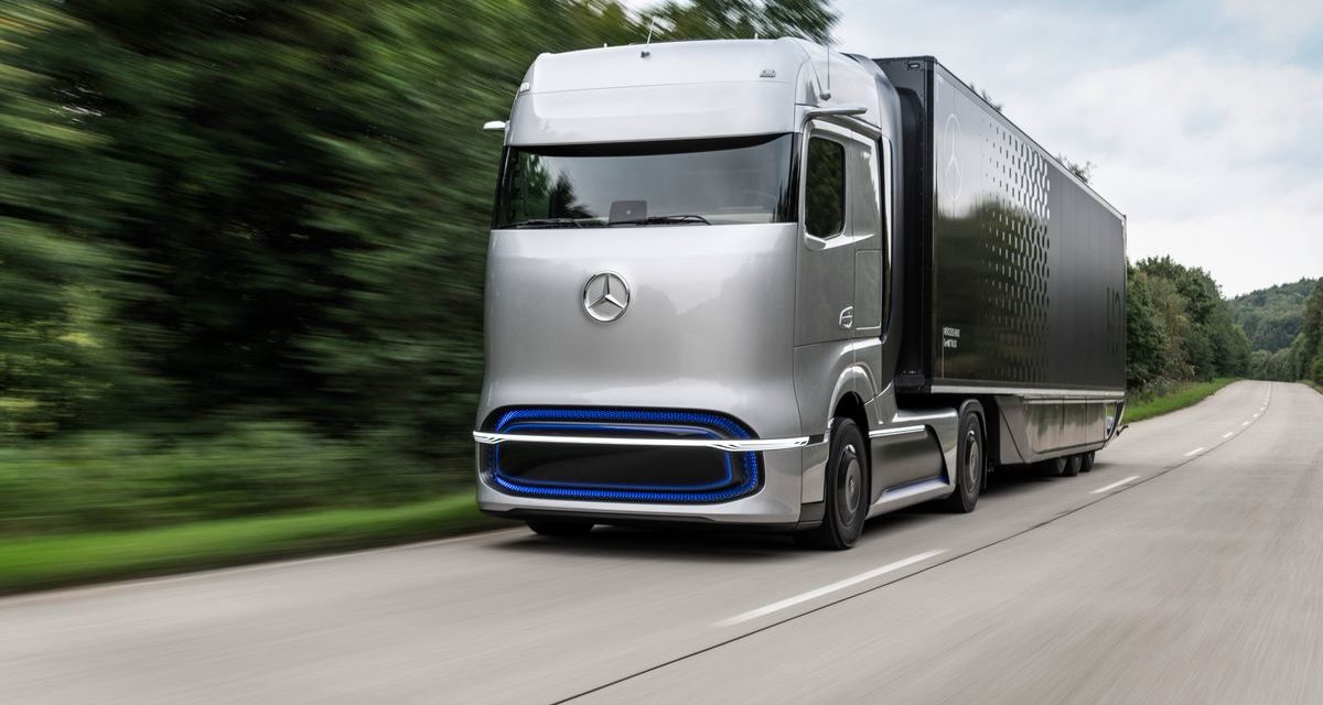 Daimler apresenta caminhão movido a hidrogênio