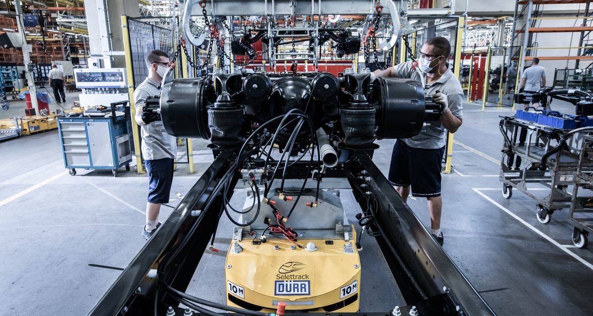 Mercedes-Benz dá mais um passo na era conectada com nova fábrica de ônibus