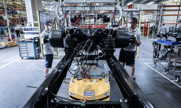 Mercedes-Benz dá mais um passo na era conectada com nova fábrica de ônibus