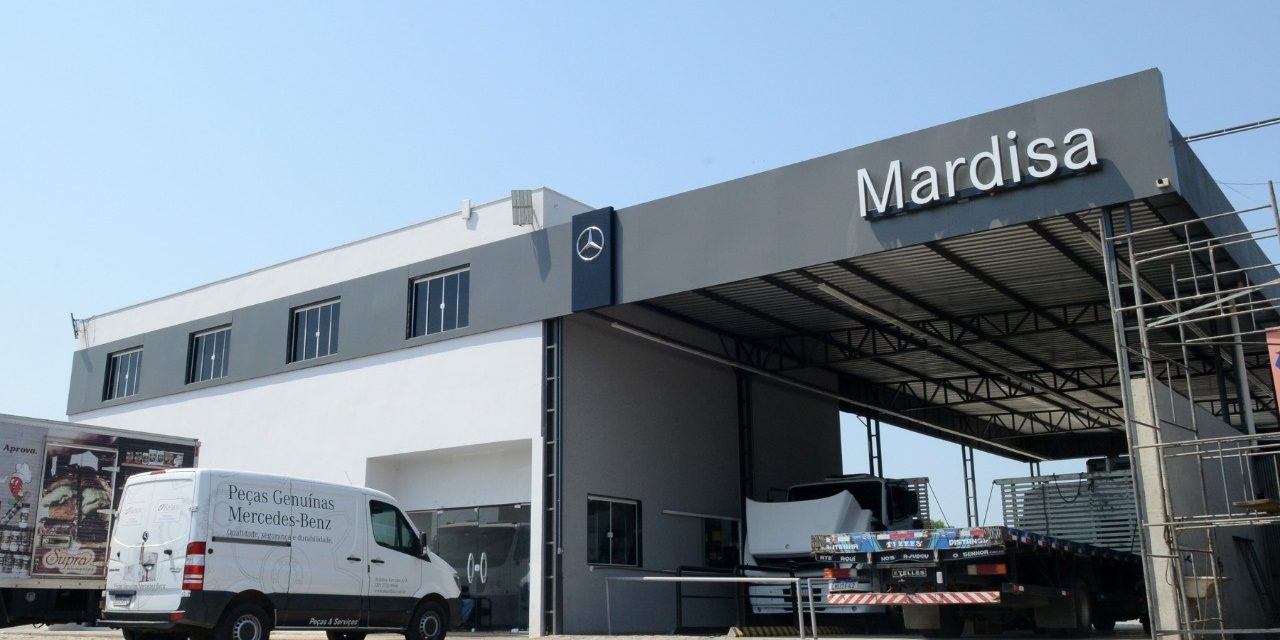 Mercedes-Benz inova com atendimento em posto de combustíveis