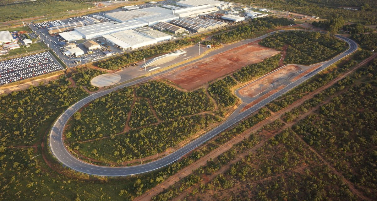 Fábrica da Iveco completa 20 anos de atividades